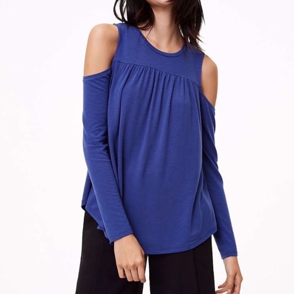 NWT!! Ann Taylor LOFT Shirred Cold Shoulder Top
